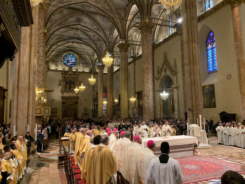 cattedrale pg, cel di saluto e accoglienza vescovi giulietti e salvi f1