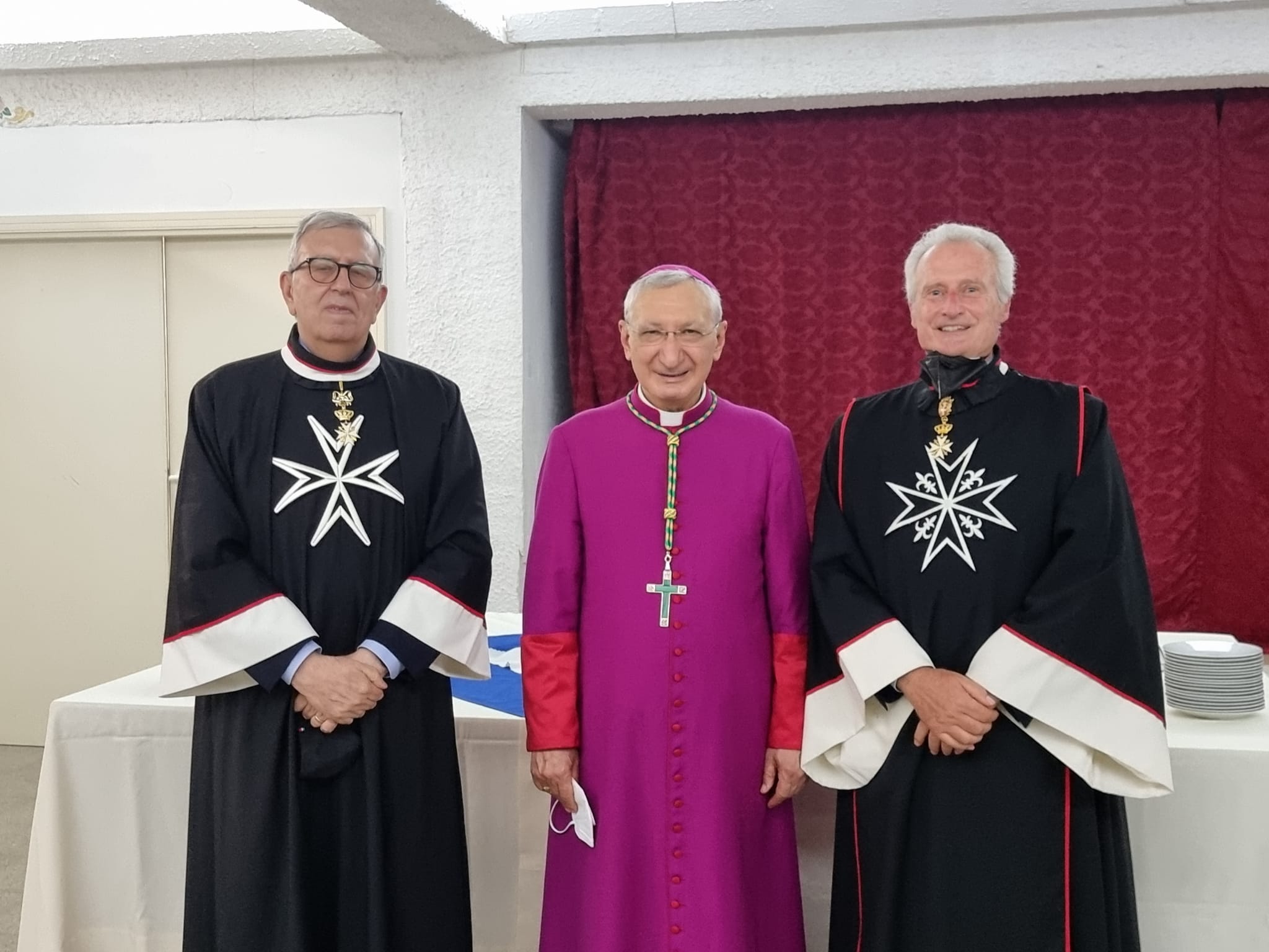 Il Vescovo di Taranto, Mons