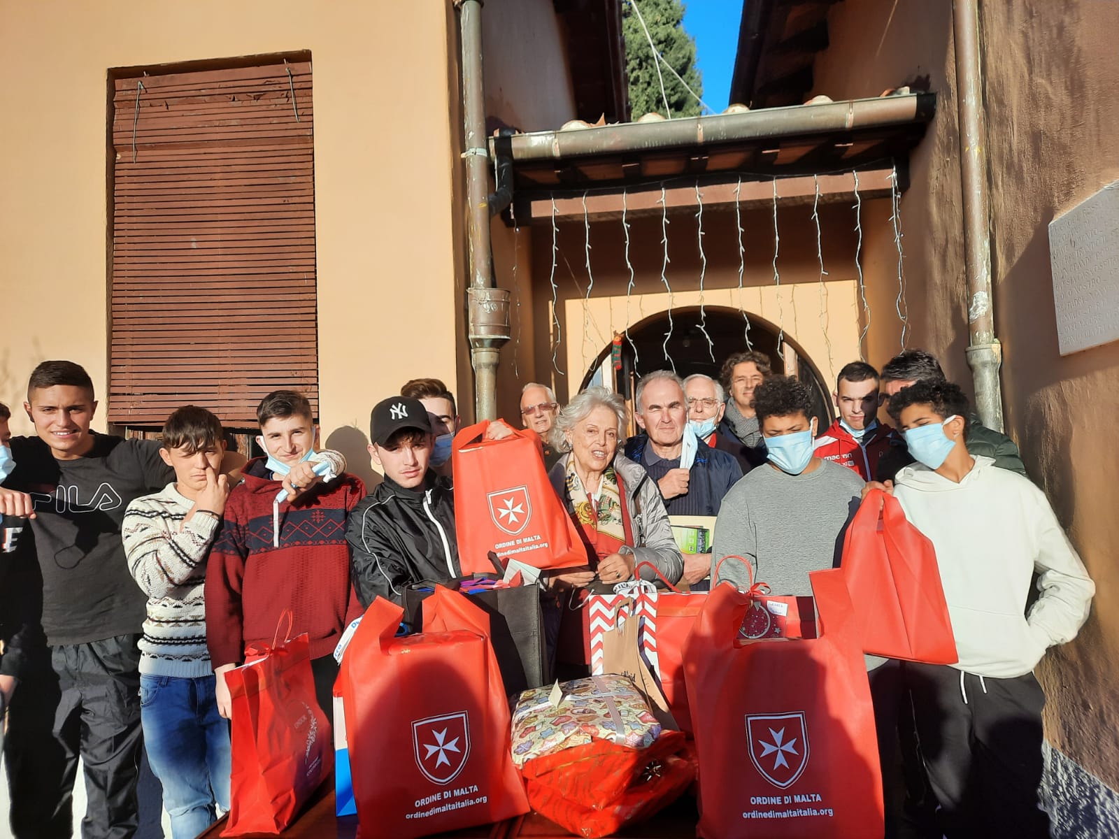 DEL PISA Consegna regali Villaggio del Fanciullo3