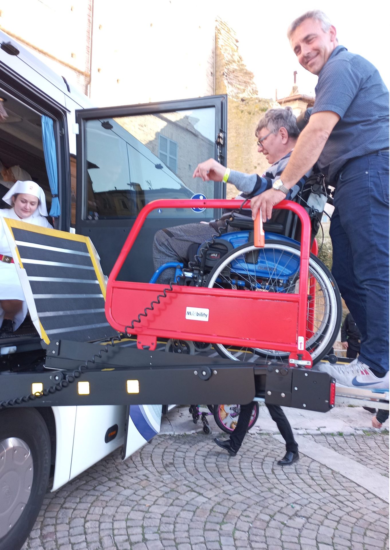 2022_Einsteigen_Bus
