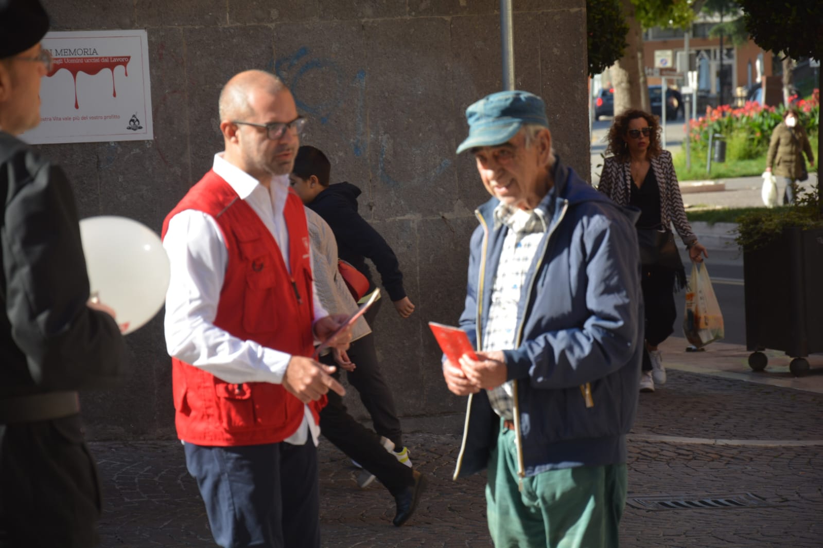 e92dc721-4c31-4515-9431-7f7bf93dd73d