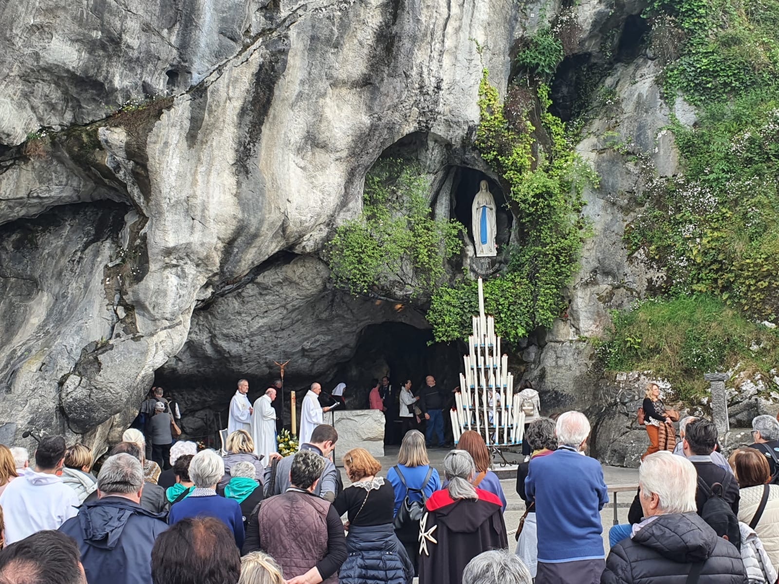 Lourdes Grotta
