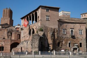 Casa dei Cavalieri di Rodi Foro di Augusto Piazza del Grillo 5